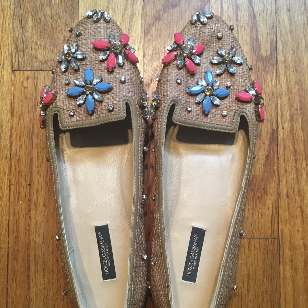 SOLD! AUTHENTIC Dolce & Gabbana Canvas Flats